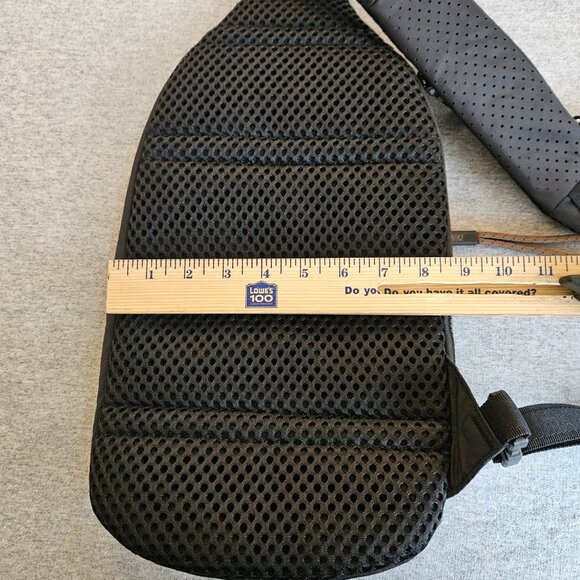 Nike 22SS Sportswear Essentials Sling Bag Unisex Crossbody Black Shoulder Strap - Picture 6 of 9